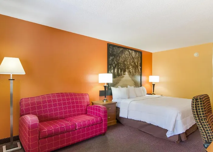 Americas Best Value Inn Darien