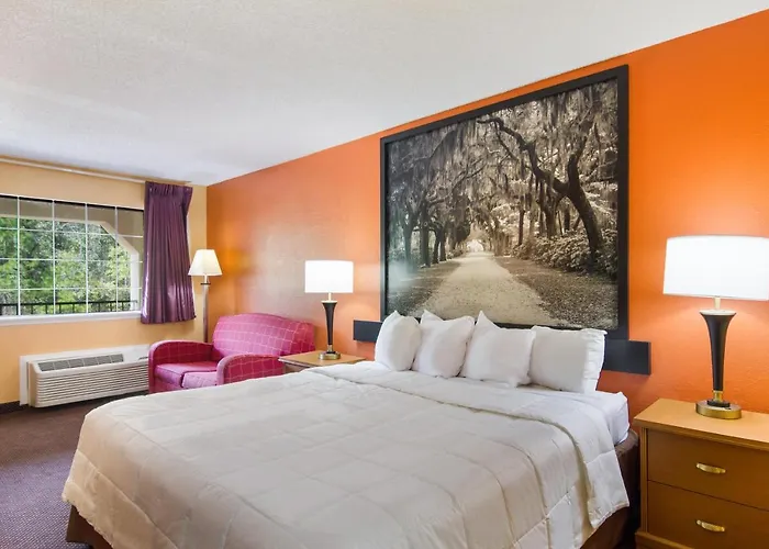 Americas Best Value Inn Darien