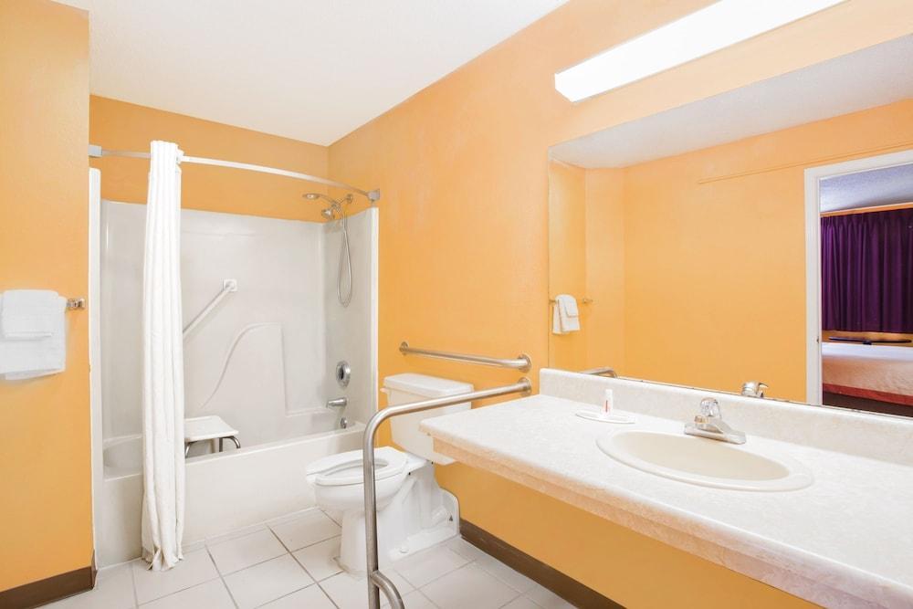 Americas Value Motel 3*