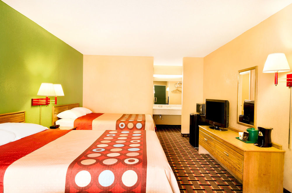 Americas Value Motel Darien